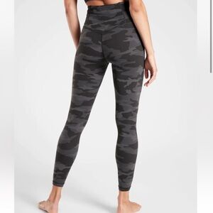 Athleta Black & Grey Camo Elation 7/8 Tight Leggings